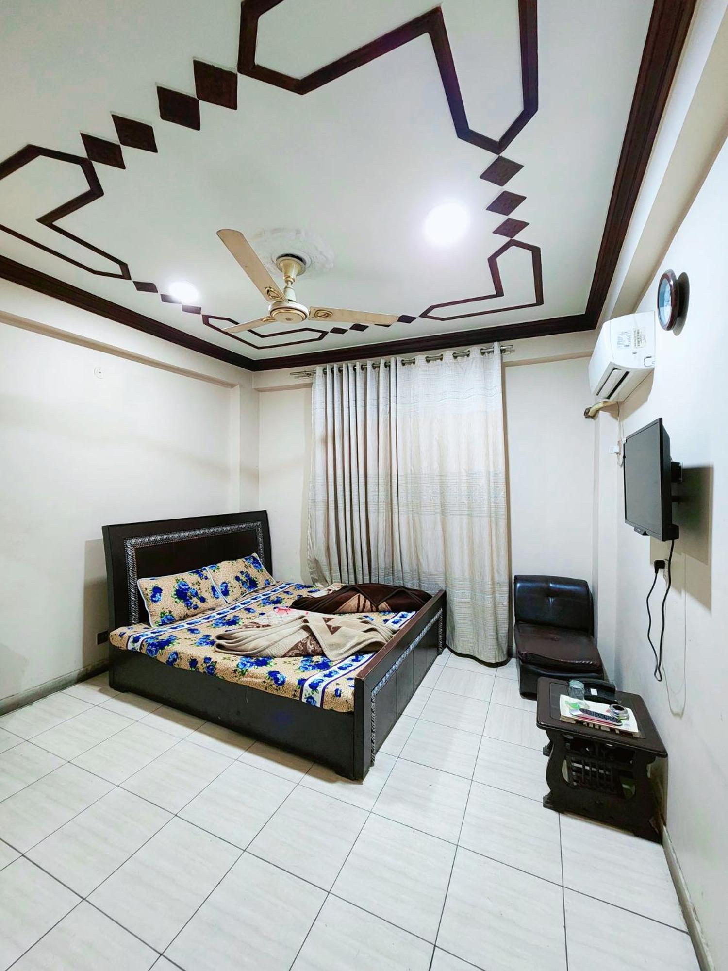 Hotel New Taj International Rawalpindi Exteriör bild